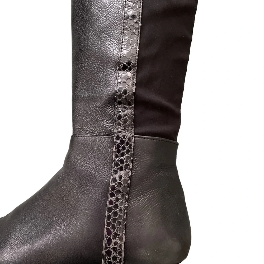 Vince Camuto Women Tall Black‎ Leather Faux Suede Zipper Boot Size 5
